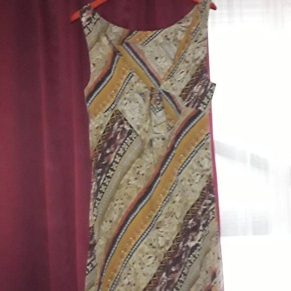 Long Open Tie-Back Earthy dress - Picture 4 of 7